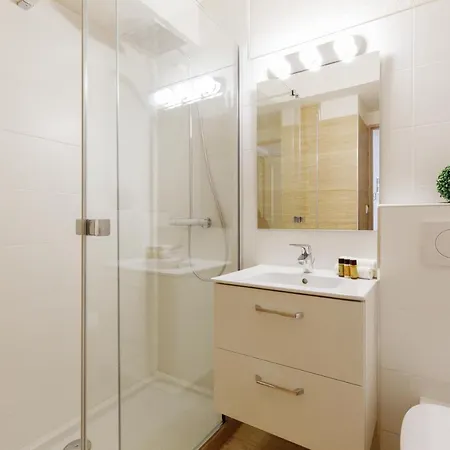 Colline Azur Yourhosthelper *