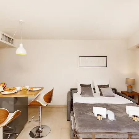 Colline Azur Yourhosthelper Апартаменты *