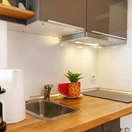 Colline Azur Yourhosthelper 아파트 *